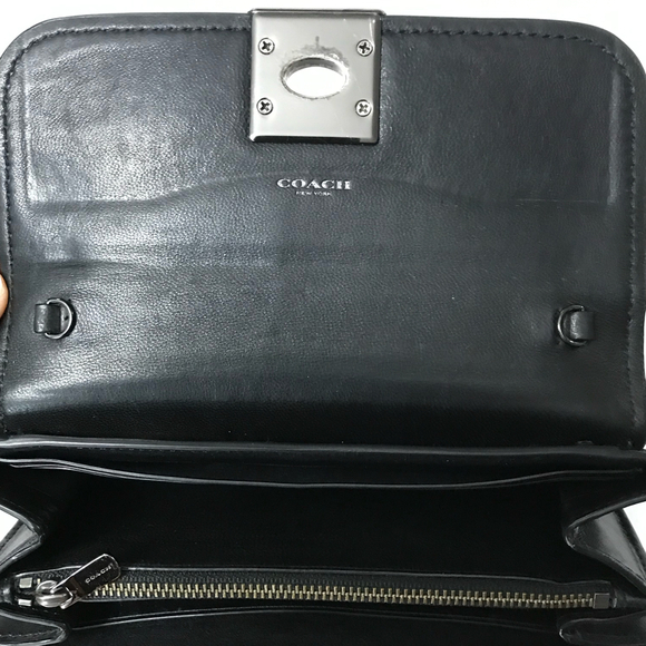 Coach Drifter Wallet with Mixed Leathers & Turnlock Closure EUC - Picture 7 of 12